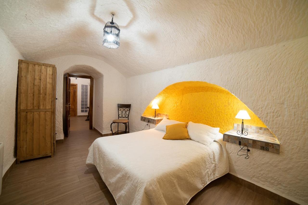 Cuevas Cortijo Gachas Villa Guadix Exterior photo